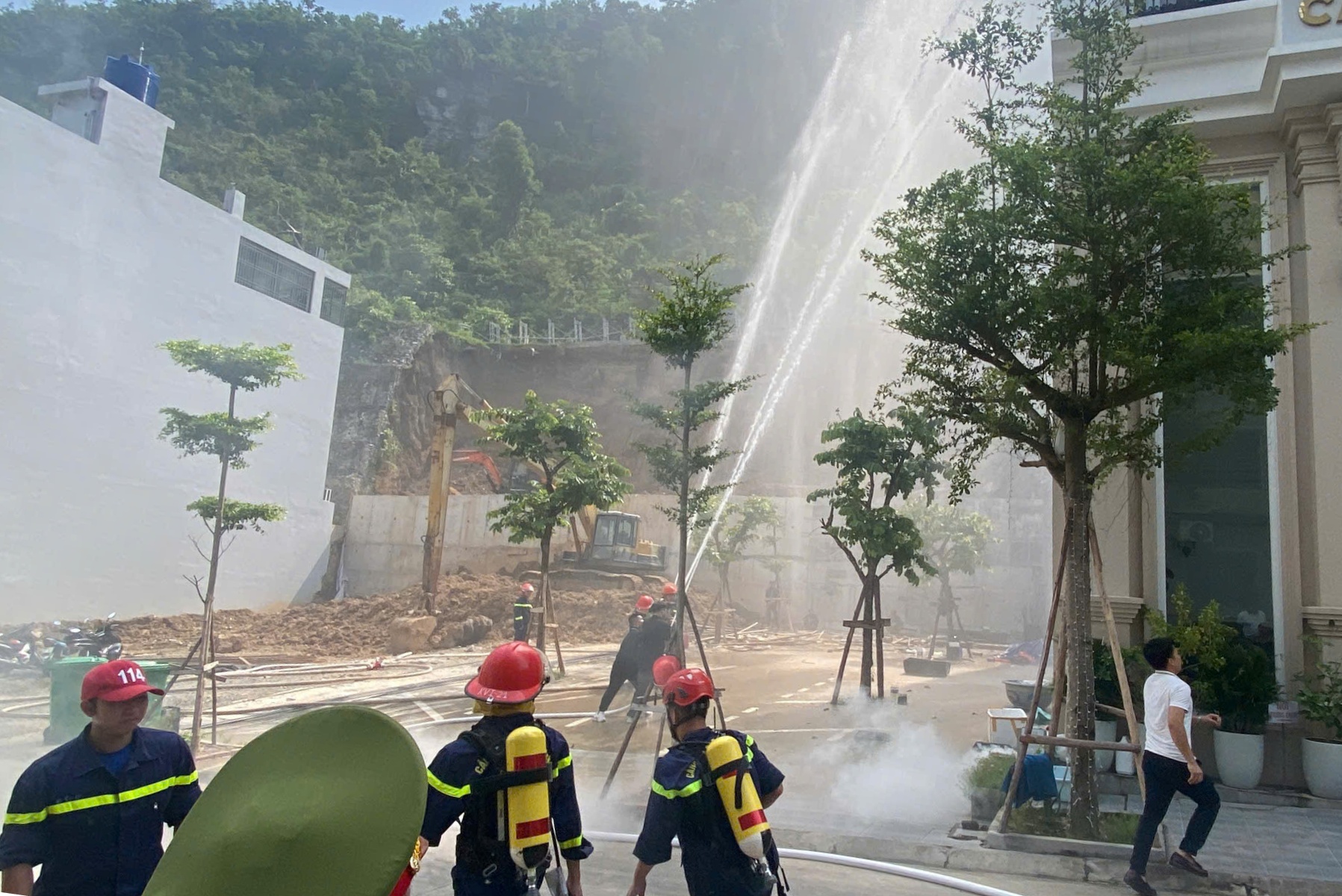 Thực tập phương án chữa cháy và cứu nạn cứu hộ tại Khách sạn Wonder Cát Bà